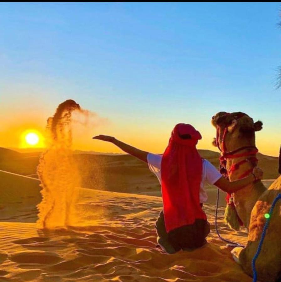 מרזאוגה Desert Berber Fire Camp מראה חיצוני תמונה